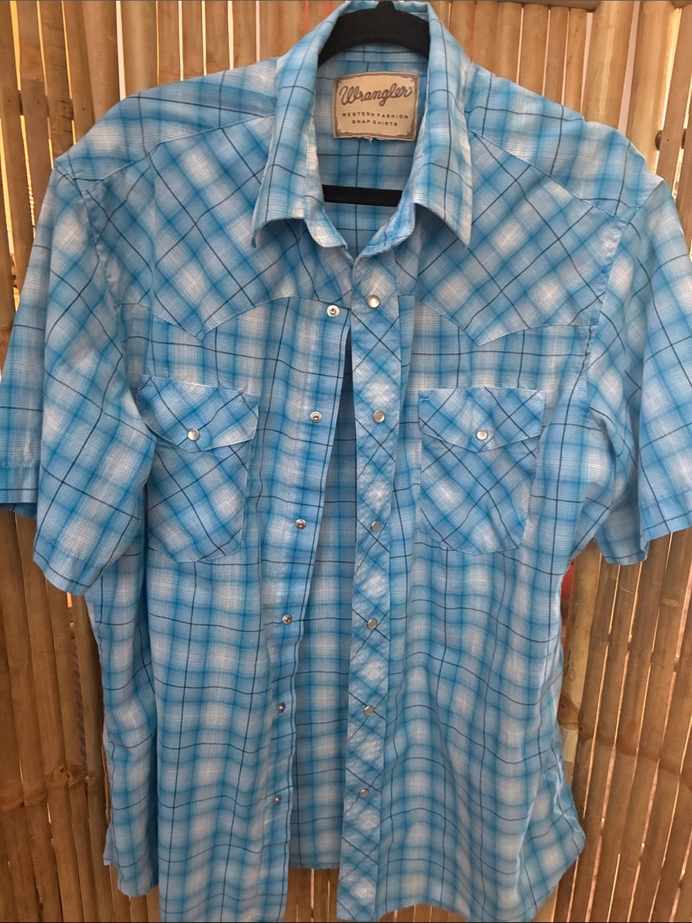 Wrangler Men’s Blue Plaid Short Sleeve Snap Western Shirt